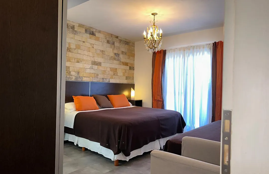 Apart & Hotel Neptuno-1